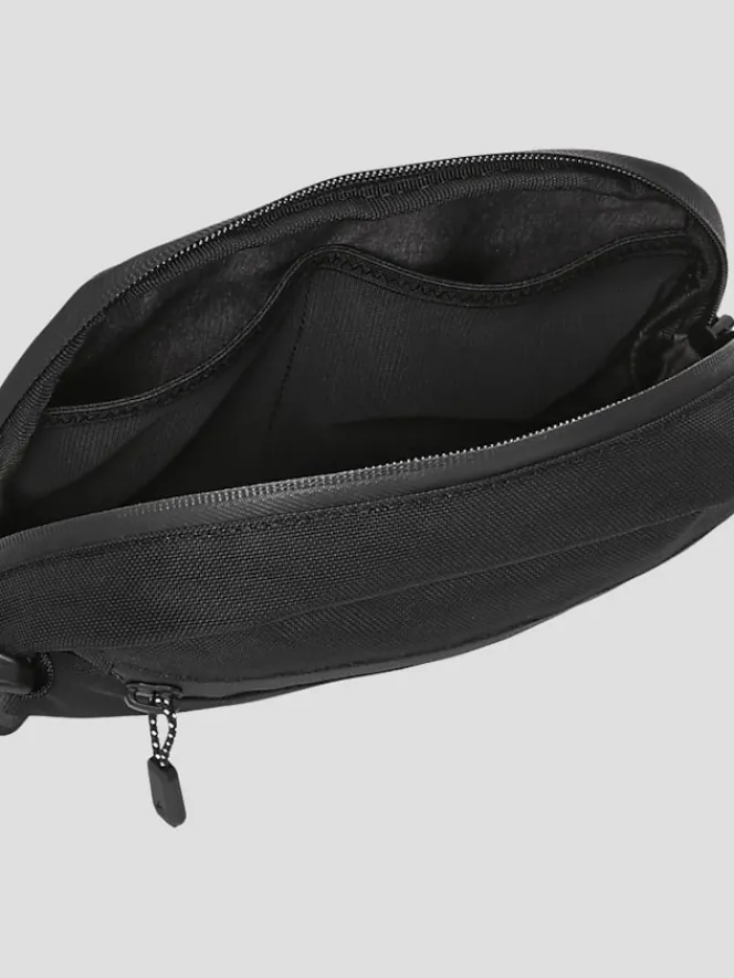 Travel & Luggage-Nomatic Access 0.5L Sling Fanny Pack Black